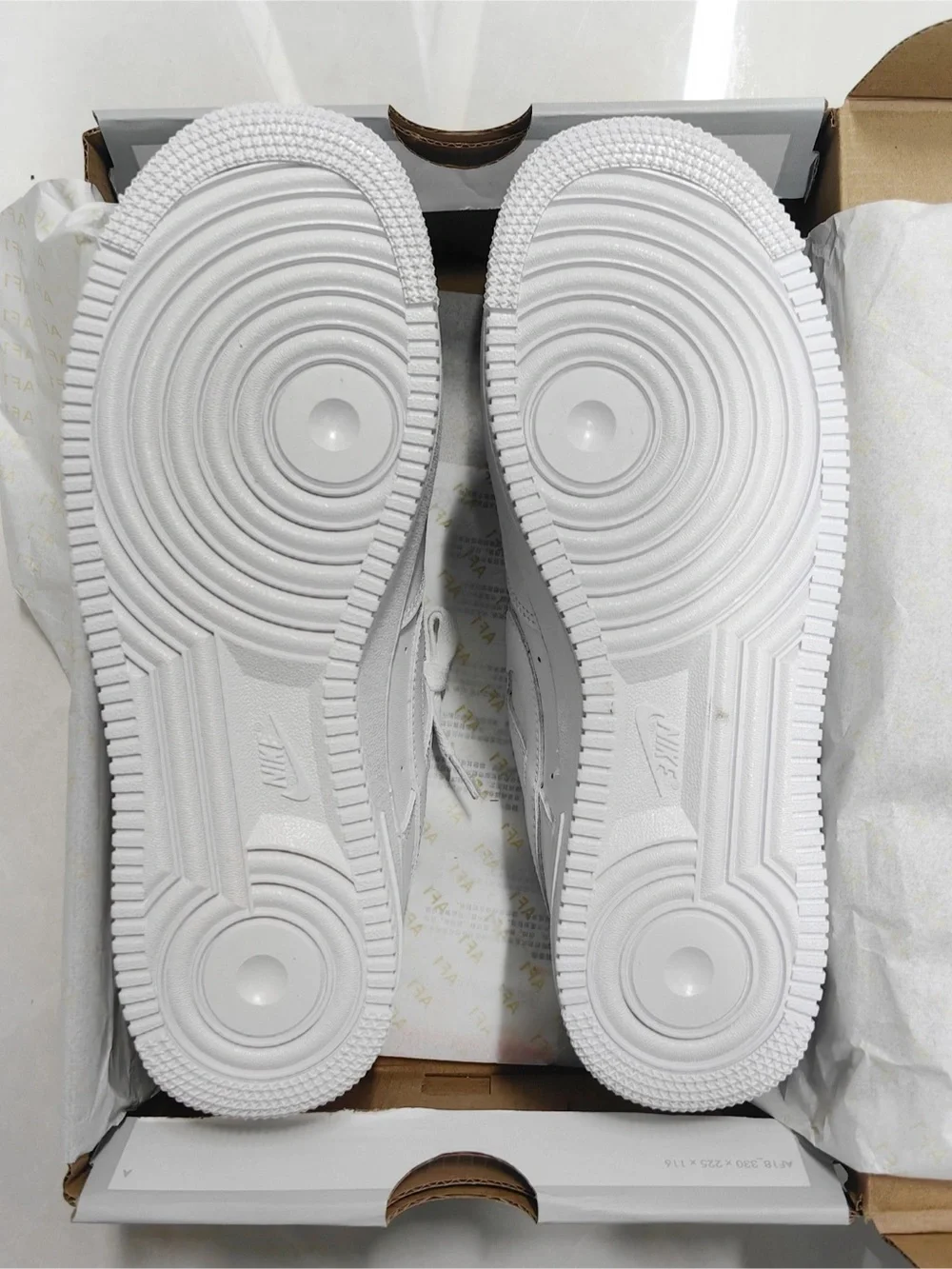Nike Men’s Air Force 1 Low - All White Leather